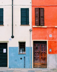 Hyrbil & biluthyrning i Parma