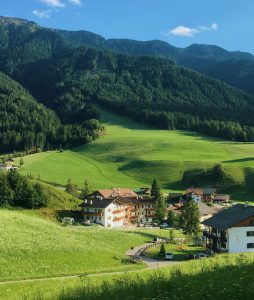 Hyrbil & biluthyrning i Bolzano